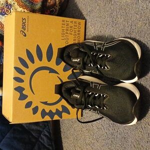 Womens Asics Gel Nimbus 25 Size 7.5